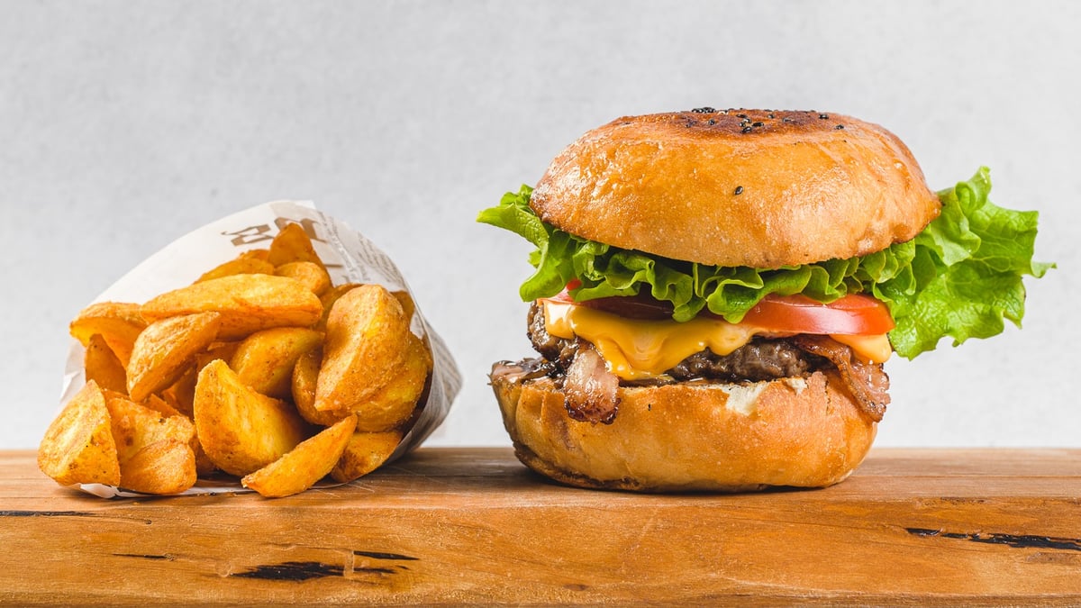 Smokey Burger