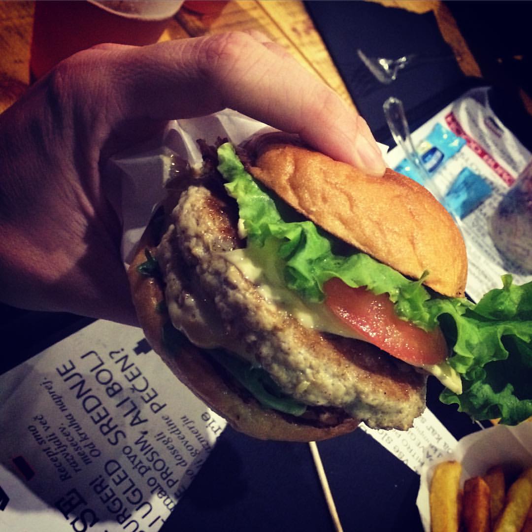 Chicken Burger